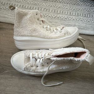 Sherpa converse